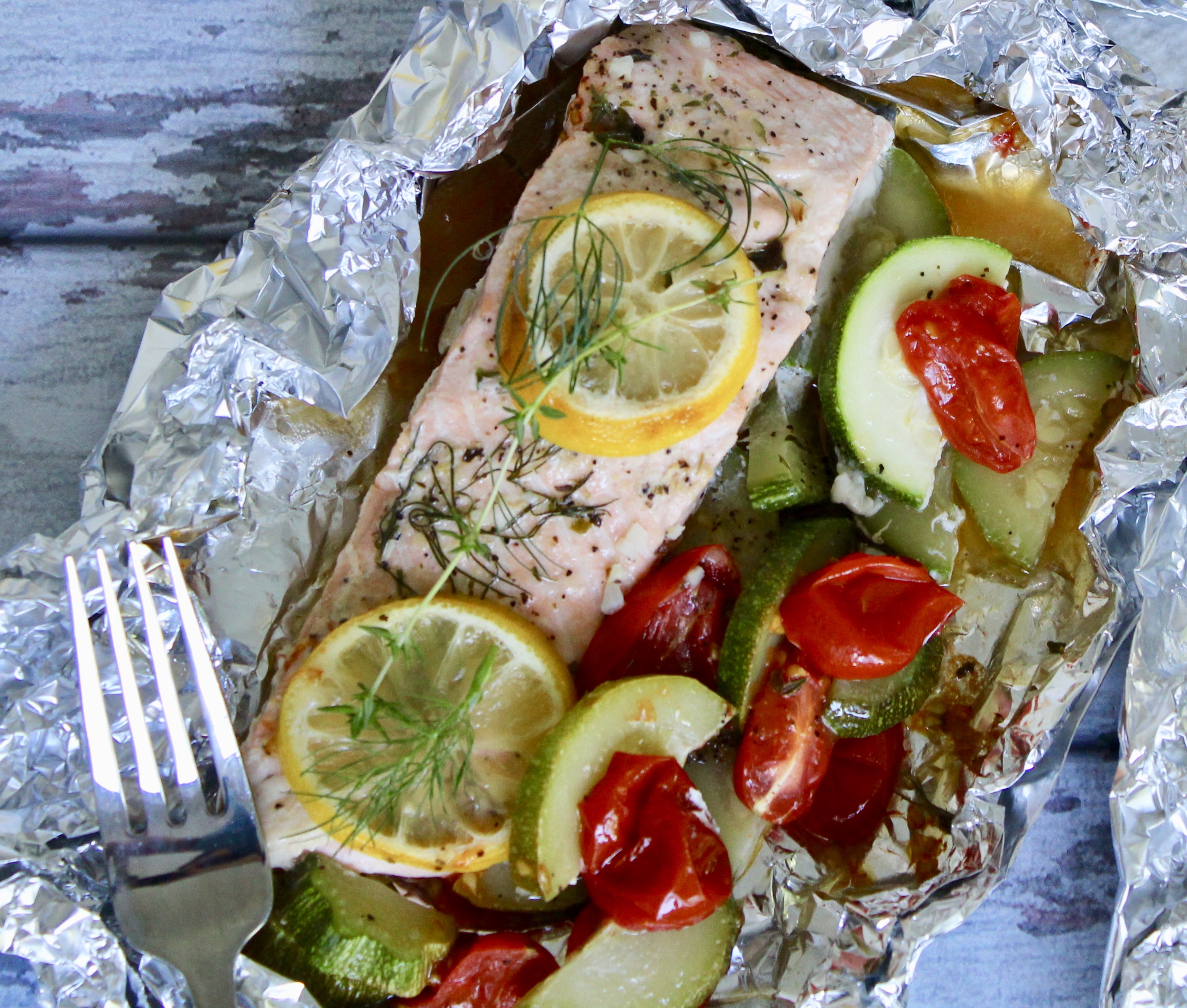 Garlic Lemon Butter Salmon Foil Packs Cookoutweek The Weekday Gourmet